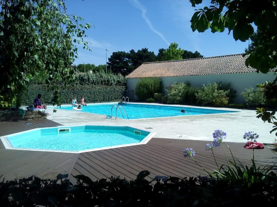 Appartement Avec Vue Sur Golf Pornic Exterior photo